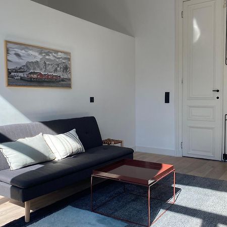 Canopee Guesthouse Иксель Экстерьер фото