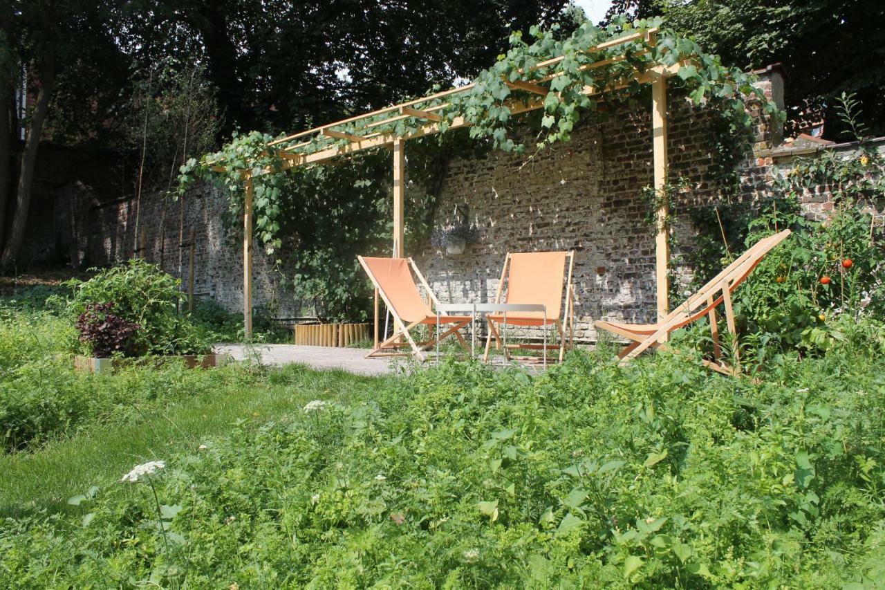 Canopee Guesthouse Иксель Экстерьер фото
