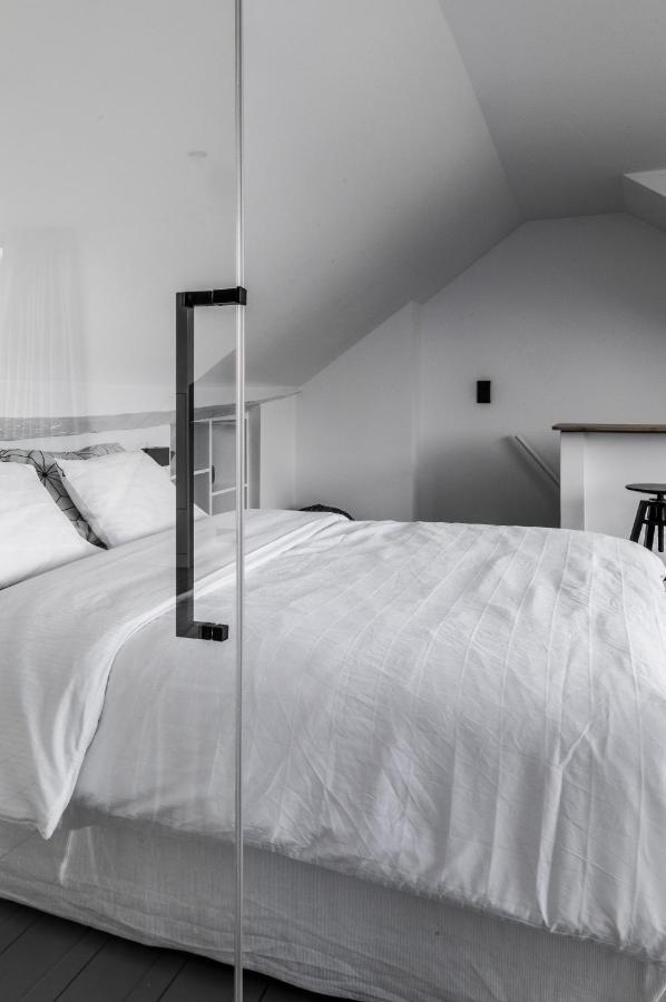 Canopee Guesthouse Иксель Экстерьер фото