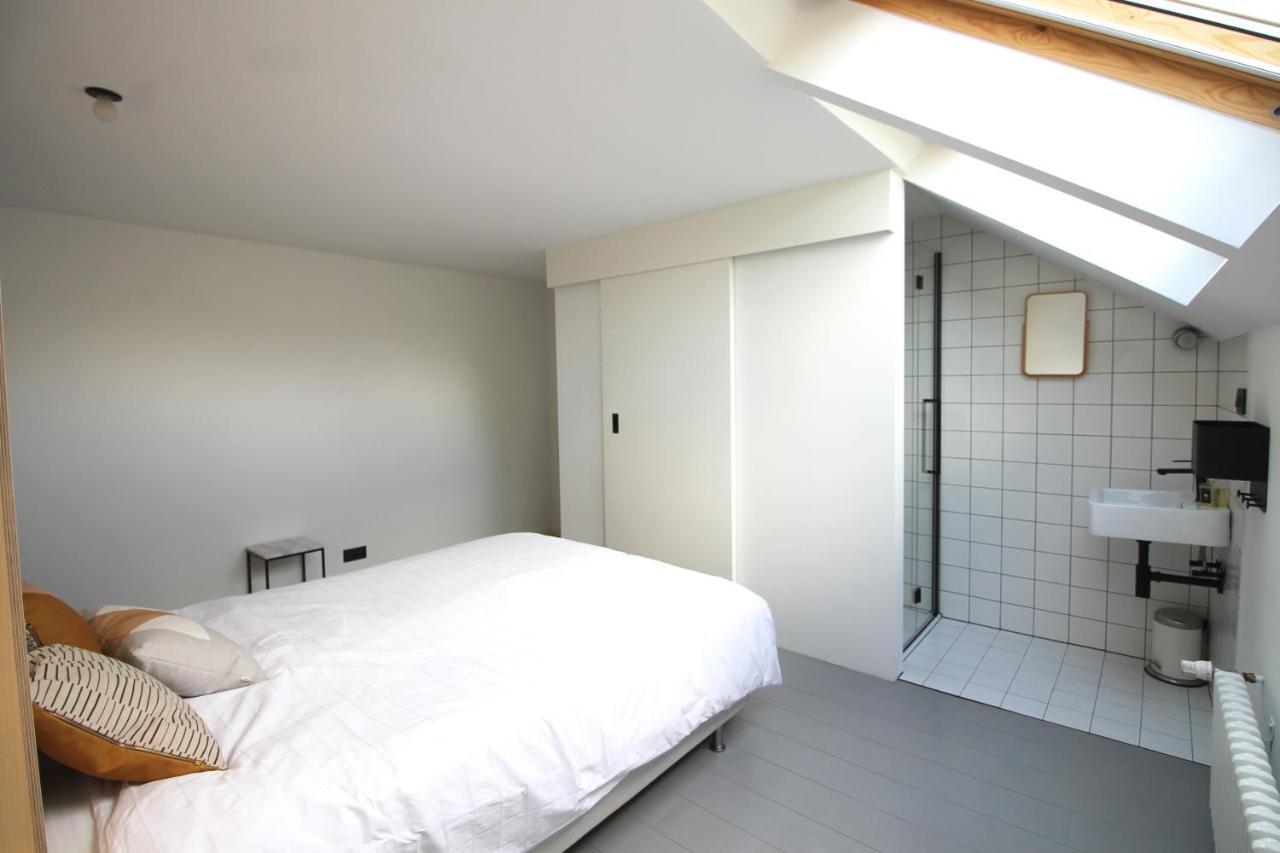 Canopee Guesthouse Иксель Экстерьер фото